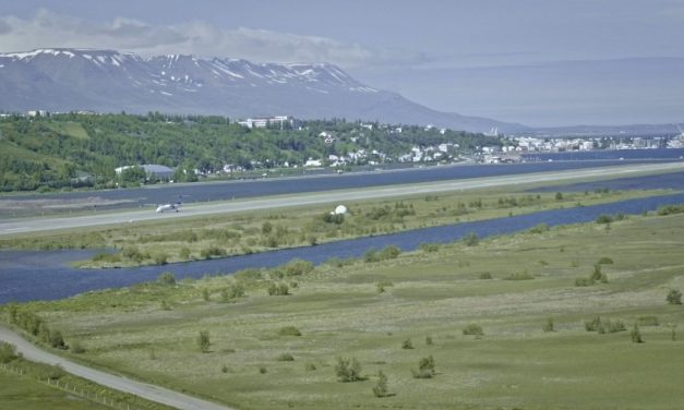 Flugslysaæfing á Akureyrarflugvelli