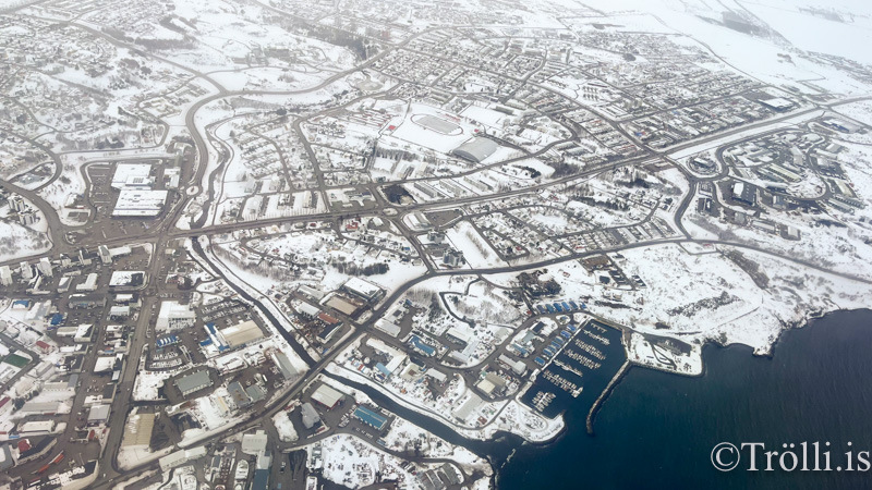 Danski flugherinn með aðflugsæfingar að Akureyrarflugvelli í dag