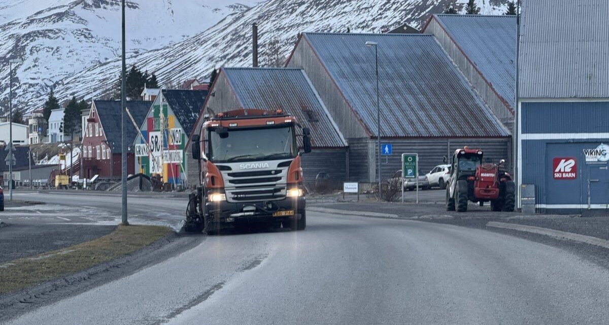 Götusópari á ferð í Fjallabyggð