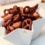 Krydduð pretzel- og hnetublanda 