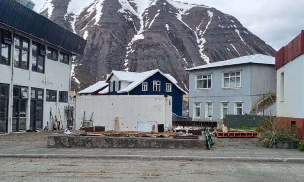 Listaverkið Flæði fjarlægt í Ólafsfirði