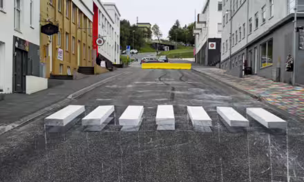 Þrívíddargangbraut yfir Listagilið á Akureyri