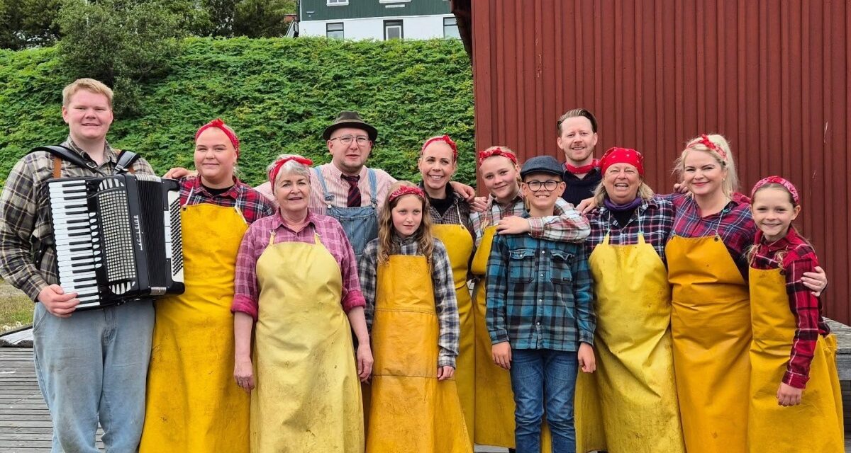 Fjör á síldarplaninu við Róaldsbrakka í dag