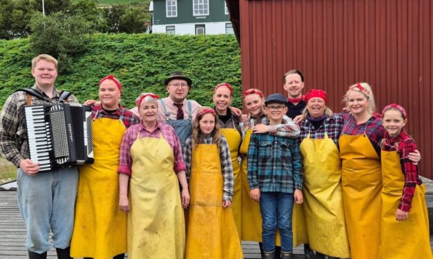 Fjör á síldarplaninu við Róaldsbrakka í dag