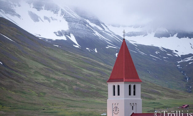 Veðurfar í júní – Snjóflóð, vatnavextir og kuldi