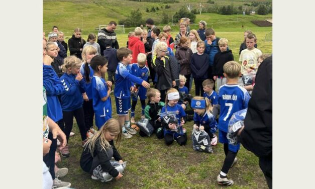 Færðu börnunum í KF góðar gjafir