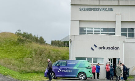 Fjölmenni, gleði og saga í afmælisveislu Skeiðsfossvirkjunar