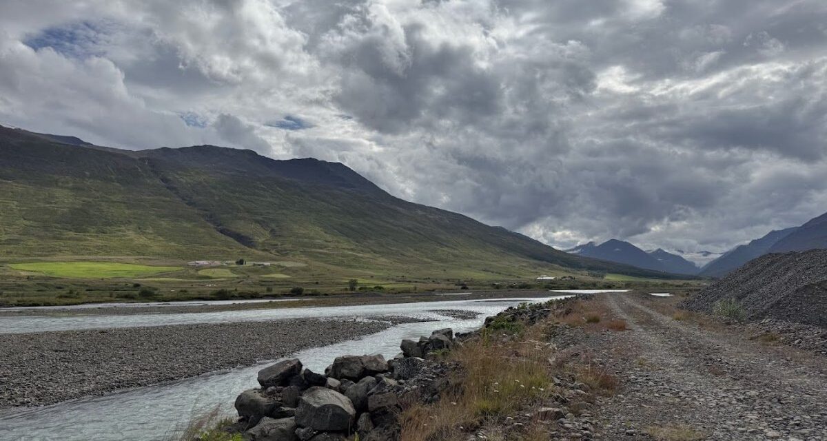 Íbúðar- og þjónustusvæði við Kirkjuveg og Karlsrauðatorg