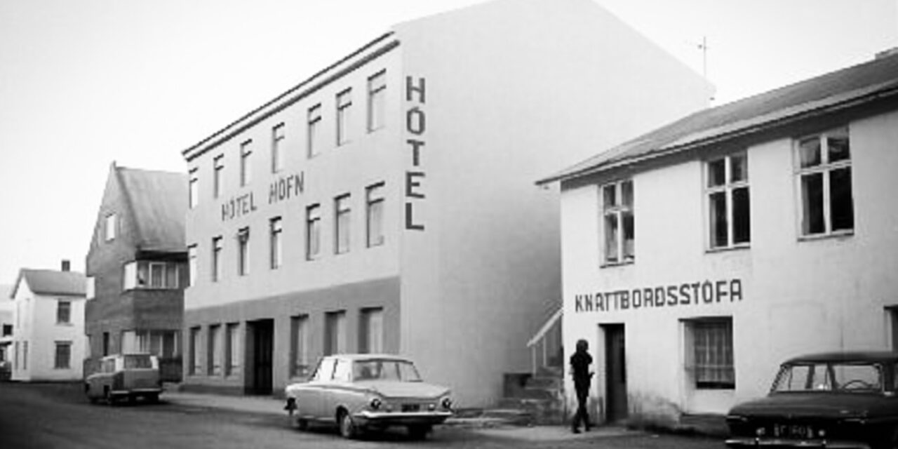 Billinn! – Knattborðsstofa Siglufjarðar. 25 myndir