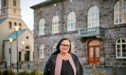 Greiðslur almannatrygginga fylgi launavísitölu