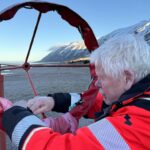 Nýir vindpokar settir upp á Siglufjarðarflugvelli