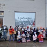 Ljóðasetur Íslands tók á móti tveimur bekkjum úr Grunnskóla Fjallabyggðar