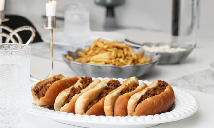 Hakk í pulsubrauði