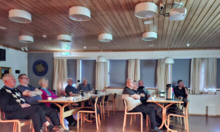 Myndasýning Síldarminjasafnsins skapar stemmningu og áhuga á Skálarhlíð – Myndir