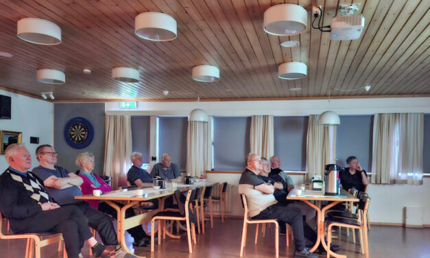 Myndasýning Síldarminjasafnsins skapar stemmningu og áhuga á Skálarhlíð – Myndir