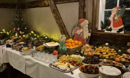 Jólahlaðborð Síldarkaffis slær rækilega í gegn – Myndir