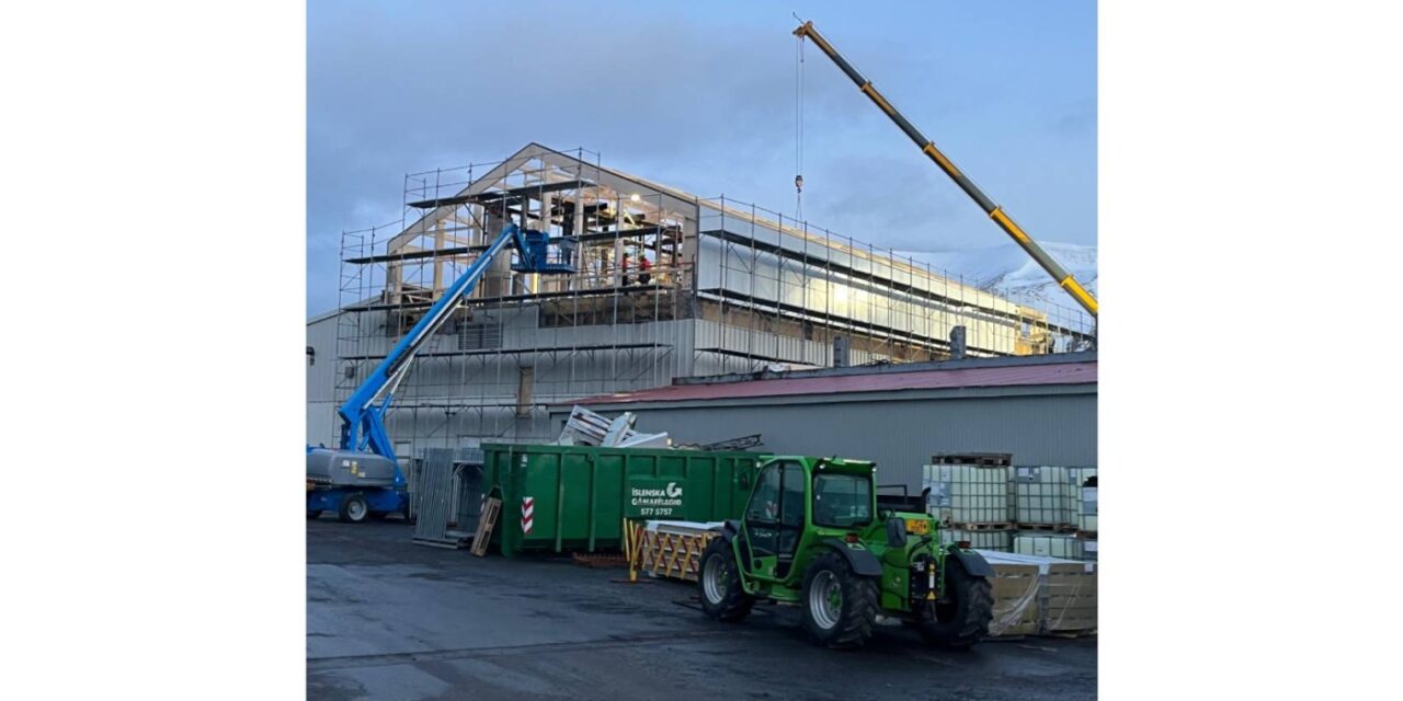 Uppbygging Primex eftir brunann gengur vel