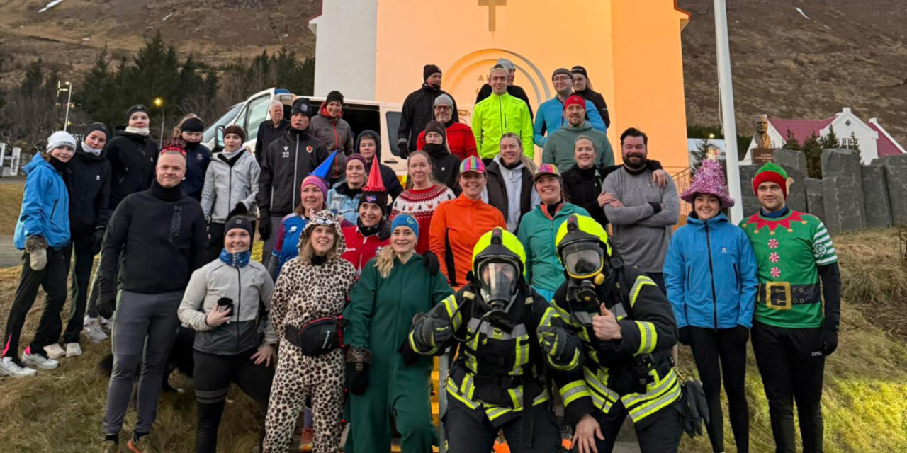 Búningar og gleði í Gamlárshlaupi á Siglufirði
