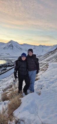 Myndasafn: Ljósin komin upp eftir vel skipulagðan vinnudag - Gömul og góð hefð að loknu dagsverki