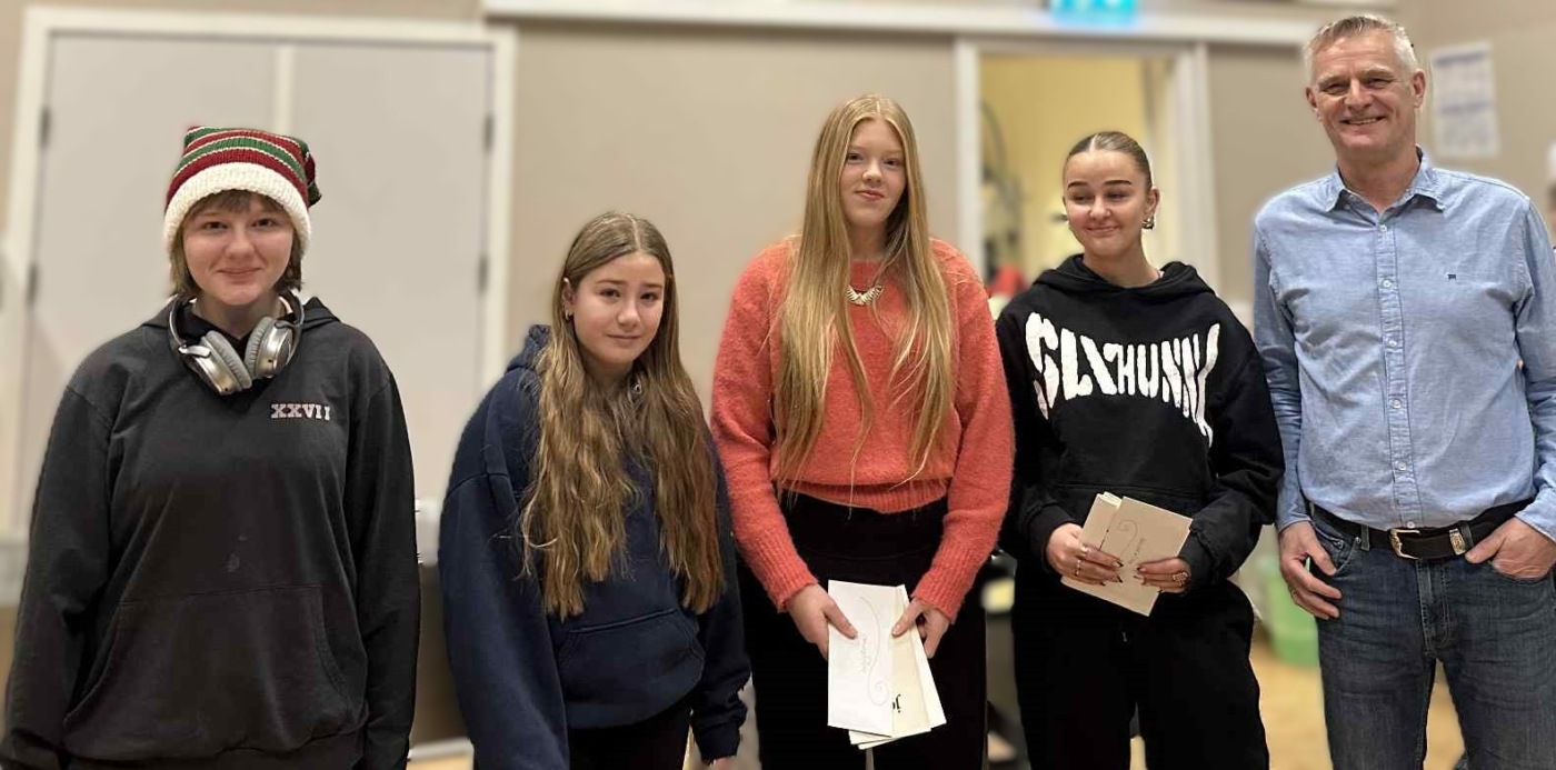 Ellen, Heiðdís, Hólmfríður og Sóley verðlaunaðar í ljóðasamkeppni