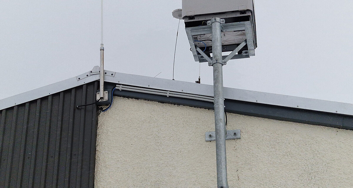 SR vélaverkstæði smíðaði festingar fyrir drónastöð lögreglunnar á Siglufirði og undirbýr fimm nýja staði