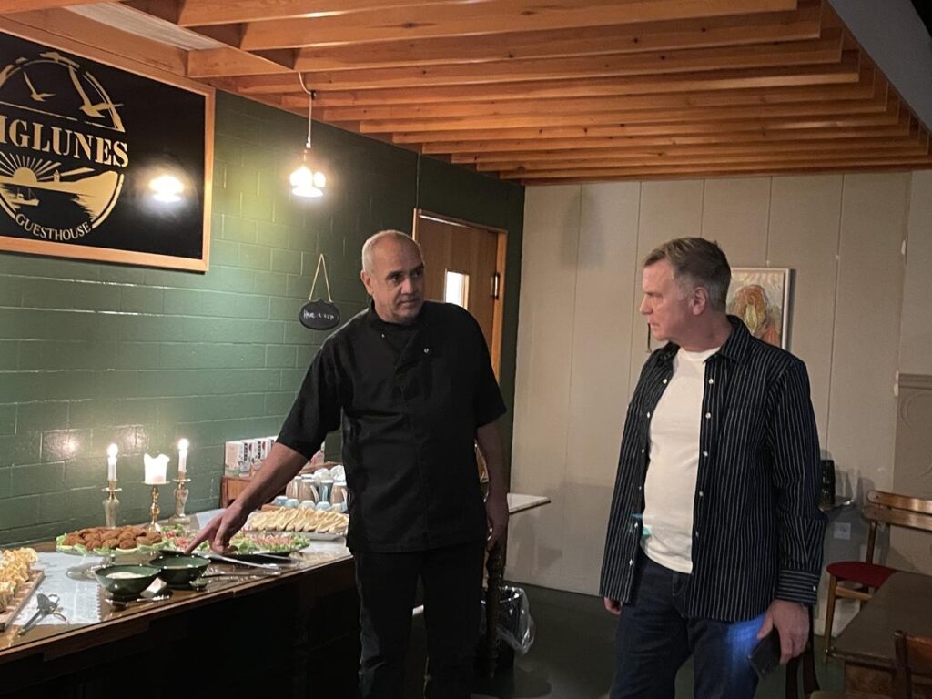 Myndir frá vel heppnuðu bókmenntakvöldi á Hótel Siglunesi