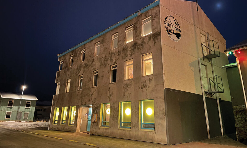 Myndir frá vel heppnuðu bókmenntakvöldi á Hótel Siglunesi