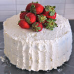 Rjómaterta með jarðaberjum og lemoncurd 