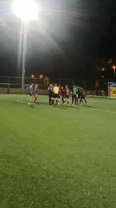 Fjögur mörk frá Sharravde tryggðu KF sæti í undanúrslitum