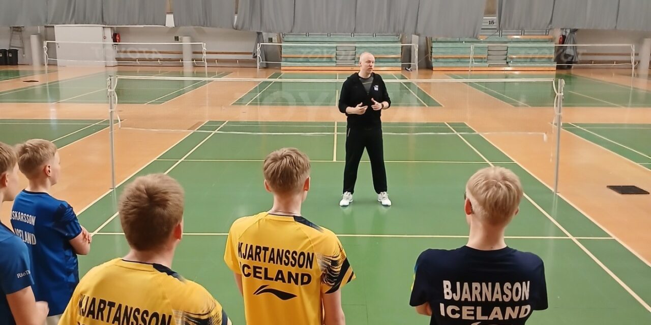 Ungmenni TBS æfðu um helgina undir stjórn nýs landsliðsþjálfara í badminton