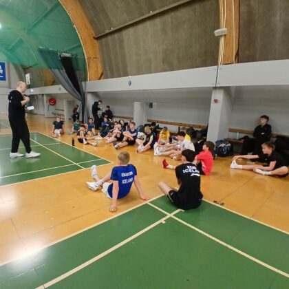 Ungmenni TBS æfðu um helgina undir stjórn nýs landsliðsþjálfara í badminton