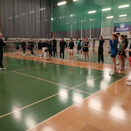 Ungmenni TBS æfðu um helgina undir stjórn nýs landsliðsþjálfara í badminton