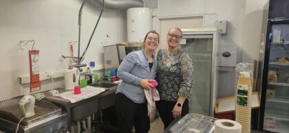 Líf og fjör í veitingaskálanum í Skarðsdal - Myndasafn