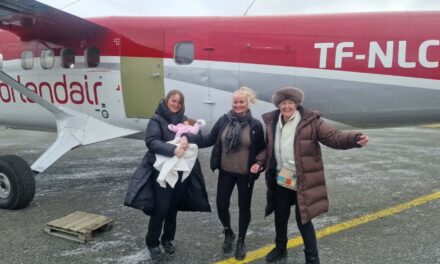 Aukaflug vegna þorrablóts Grímseyinga í dag