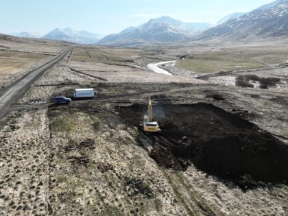 „Það fer afskaplega vel um féð í nýja húsinu.“ Segir Halldór