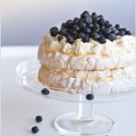 Marengsterta með sítrónukremi og bláberjum