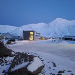 Myndir: Stillt yfir Siglufirði í ljósaskiptunum