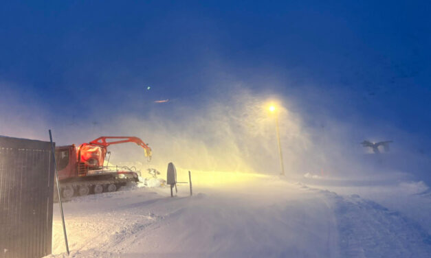 Lokað í Skarðsdal í dag en bikarmót í alpagreinum fer fram um helgina
