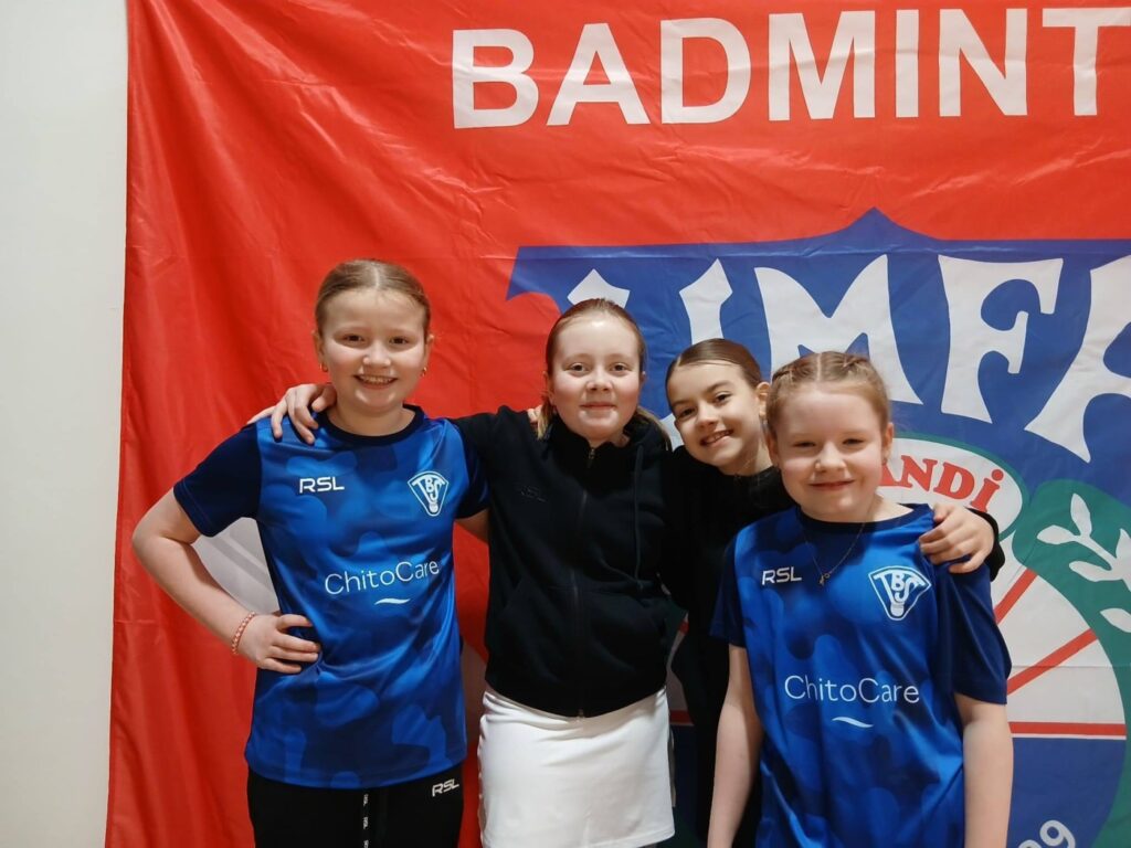 TBS með glæsilegan árangur í Mosfellsbæ og safna fyrir starfinu með sérmerktum brúsum