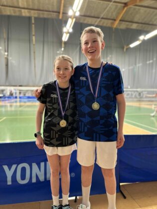 Myndir: TBS kom heim með titla og verðlaun af Unglingameistaramóti TBR