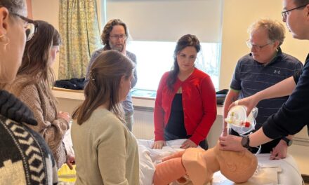 21 læknir á æfingu í bráðainngripum á Siglufirði