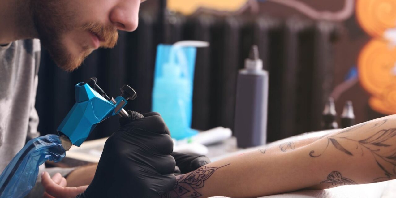 Starfleyfisskyldu létt af 16 flokkum atvinnurekstrar