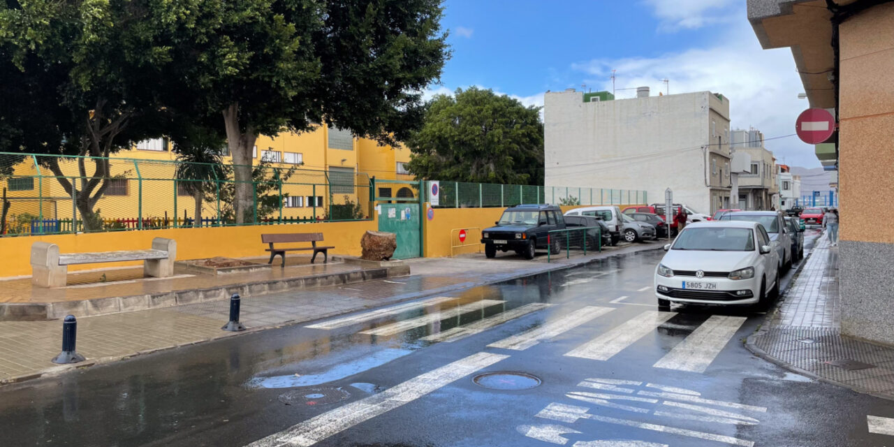 Slæmt veður á Kanarí – Karnivali frestað og skólum lokað