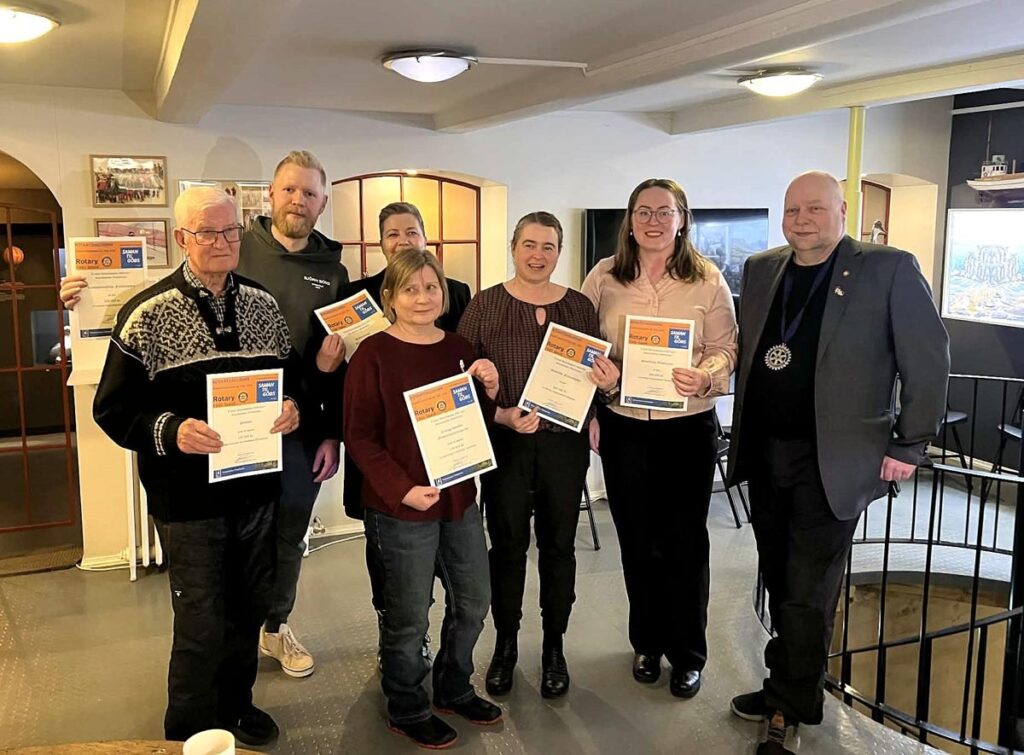 Myndir: Styrkir veittir í Pálshúsi í tilefni 121 árs afmælis Rótarý