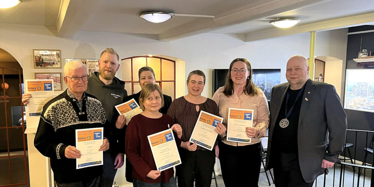 Myndir: Styrkir veittir í Pálshúsi í tilefni 121 árs afmælis Rótarý