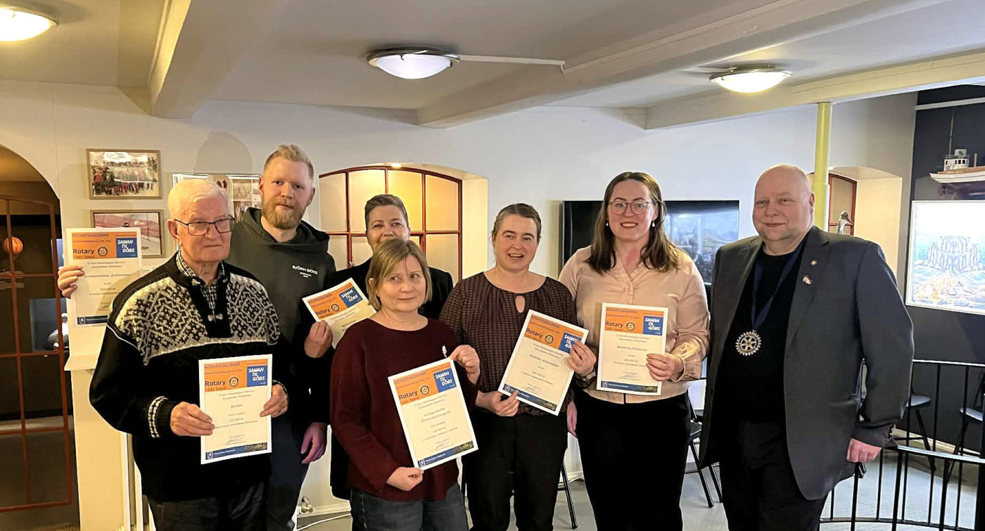 Myndir: Styrkir veittir í Pálshúsi í tilefni 121 árs afmælis Rótarý