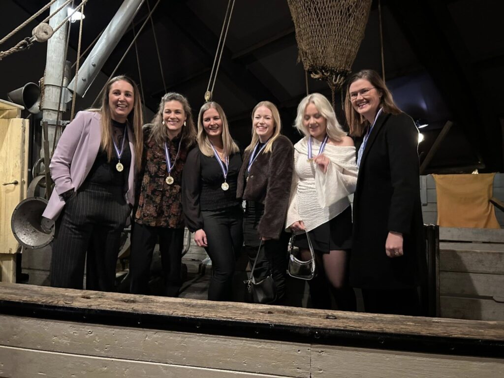 Myndir: Sjáðu keppendur í Siglómóti Blakfélags Fjallabyggðar fagna