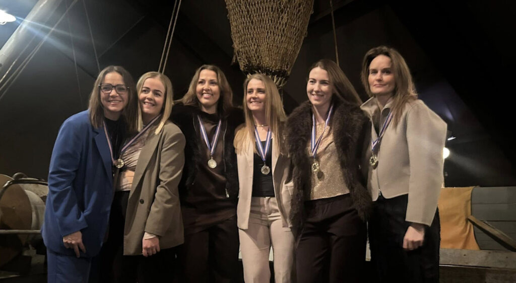 Myndir: Sjáðu keppendur í Siglómóti Blakfélags Fjallabyggðar fagna