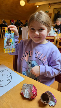 Myndir og myndbönd: Feðrafélagið bauð upp á dýrindis kræsingar við lok kirkjuskólans