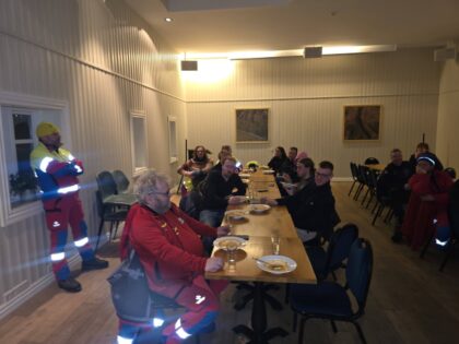 Myndir frá fjórum útkallsæfingum - Björgunarsveitin Strákar, Flugbjörgunarsveitin í Reykjavík, Björgunarsveitin á Dalvík. Björgunarsveitin Tindur, Flugbjörgunarsveitin Reykjavík